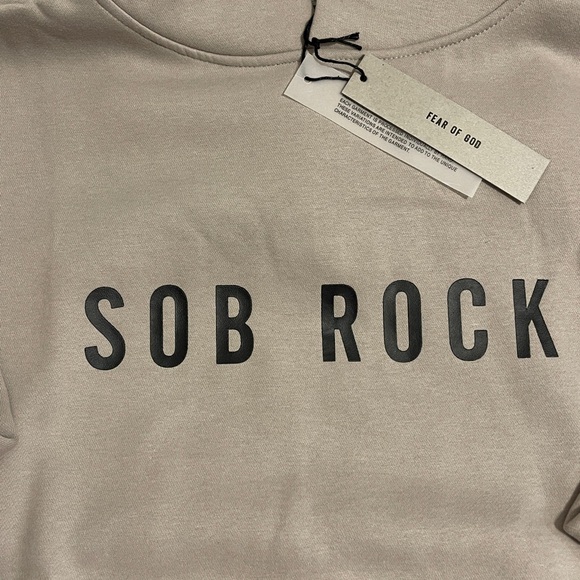 Fear Of God ESSENTIALS Hoodie- SOB Rock 2022 Tour - Rare - Size L - NWT - Picture 5 of 12